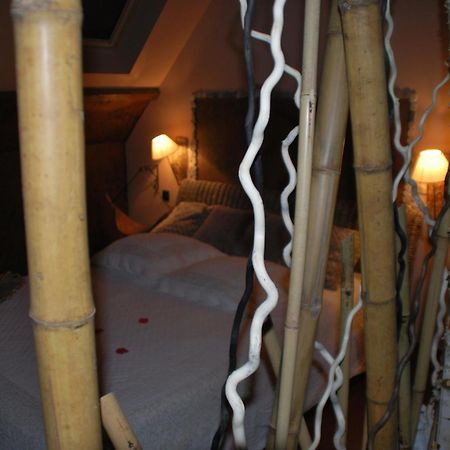 Chambres D Hotes ,Hotel ,Secret D'Une Nuit A Vicq Pres De Onnaing,Avec Piscine Номер фото