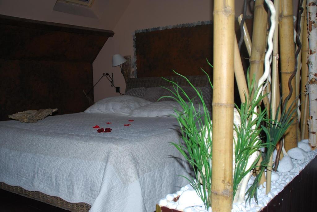 Chambres D Hotes ,Hotel ,Secret D'Une Nuit A Vicq Pres De Onnaing,Avec Piscine Екстер'єр фото